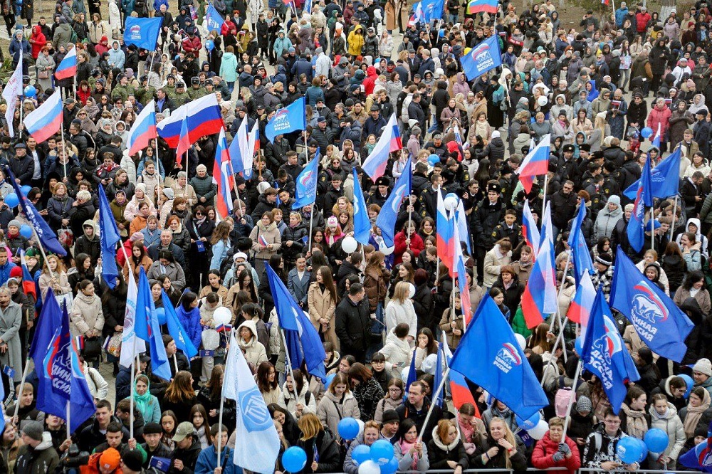 Астраханцы отпраздновали Крымскую весну большим концертом 