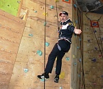 Астраханские пенсионеры посоревнуется, кто быстрей залезет  на стену