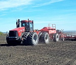 Астраханские фермеры вышли на весенние полевые работы