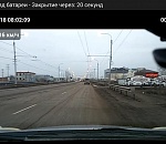 Днем с огнем: астраханцы жалуются на работающие в светлое время фонари