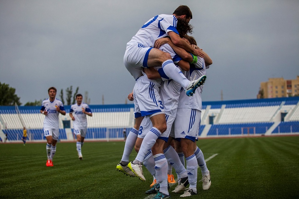 ФК «Волгарь» обыграл «Дагдизель» и завоевал путевку в первый дивизион