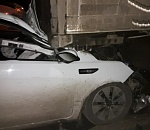 Уснул за рулем? В Зацаревье Киа залезла под КамАЗ