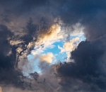 Завтра в районах Астраханской области пройдет дождь, а в городе будет ветрено 