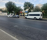 В Астрахани маршрутка устроила тройную аварию