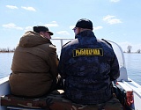 Астраханские рыбаки, вы на связи?! Полиция рассказала, где, как и кого ловить, чтобы не попасть на штрафы