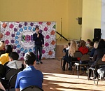 «Сборной Камызякского края по КВН» провела мастер-классы для юных астраханских КВНщиков