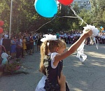 Для 15 тысяч астраханских первоклассников сегодня прозвенел первый звонок
