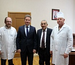 Делегация Самаркандского государственного медицинского института посетила Александро-Мариинскую областную клиническую больницу