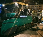В центре Астрахани укладывают верхний слой асфальта
