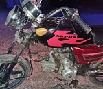 Под Астраханью двое детей на мопедах столкнулись друг с другом и попали в больницу