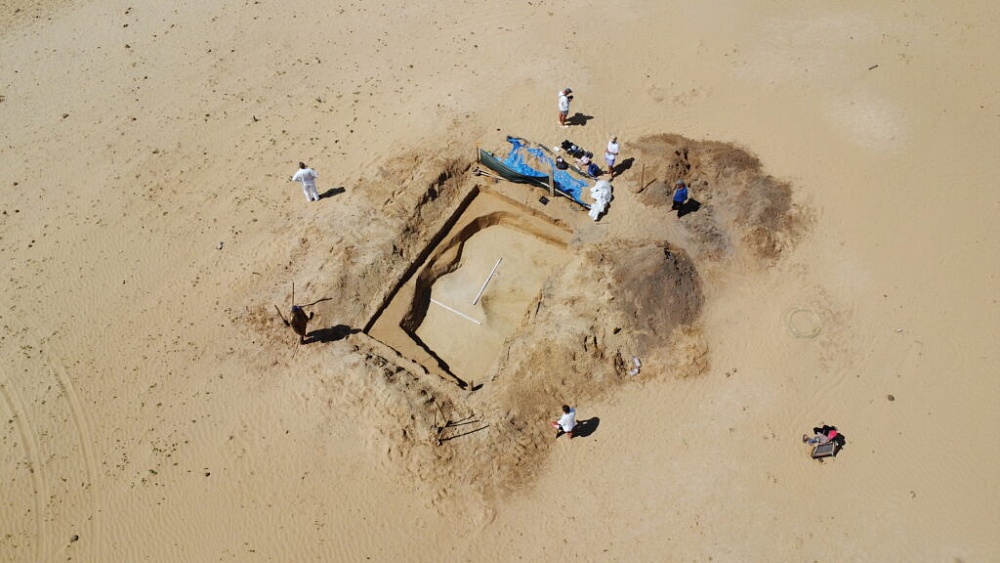 В Астраханских песках археологи откопали сенсацию