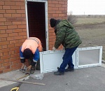 В Астраханской области неизвестные изуродовали общественный туалет