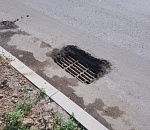 Водителей Астрахани предупреждают о коварной яме