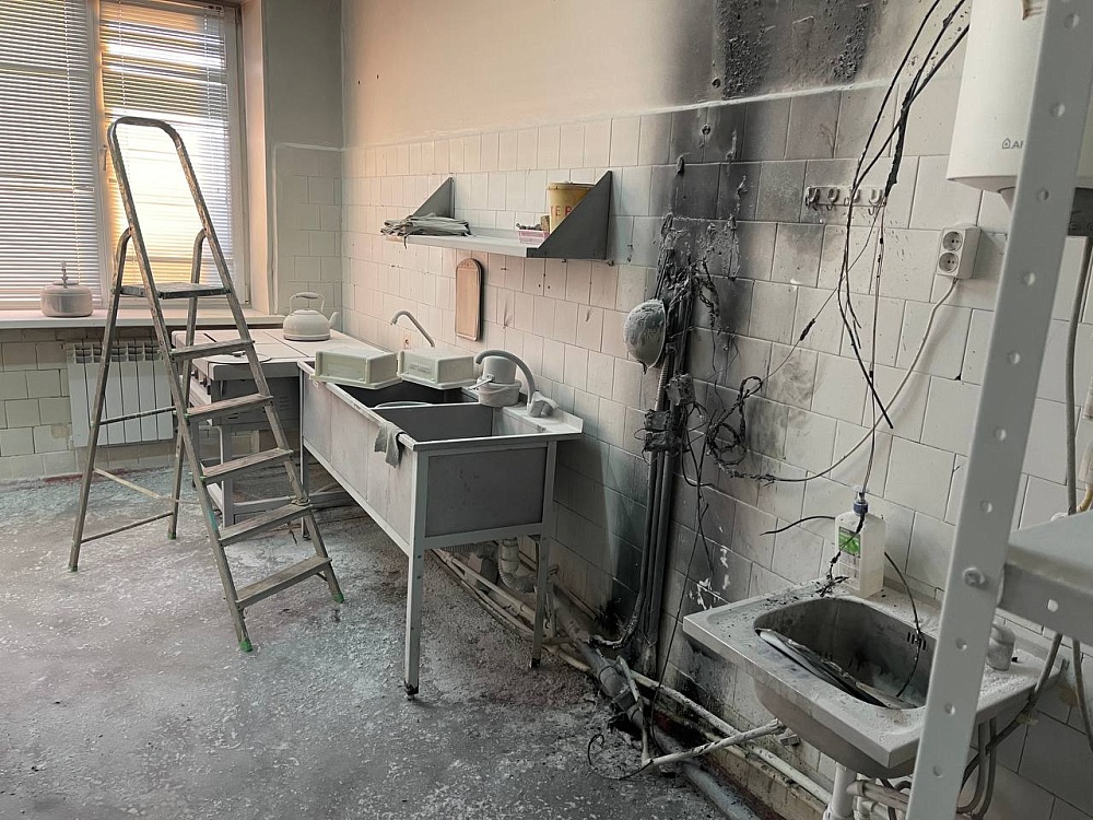 В Кировской больнице Астрахани загорелось терапевтическое отделение
