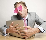 Астраханка приглашала на свидания мужчин, а ее подельники грабили их 