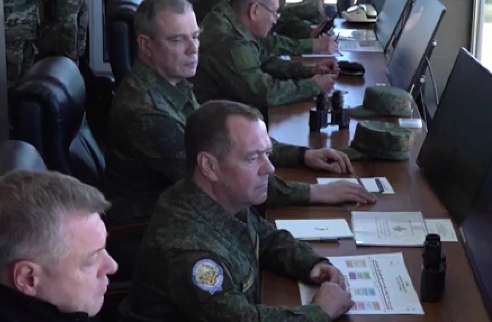 Зачем в Астрахань прилетал Дмитрий Медведев?