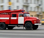 Пожарные вывели из полыхающего дома восьмерых астраханцев