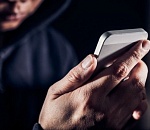 Астраханка лишилась денег с карты в первый новогодний день