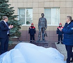 В Астрахани открыли памятник, посвященный энергетикам 