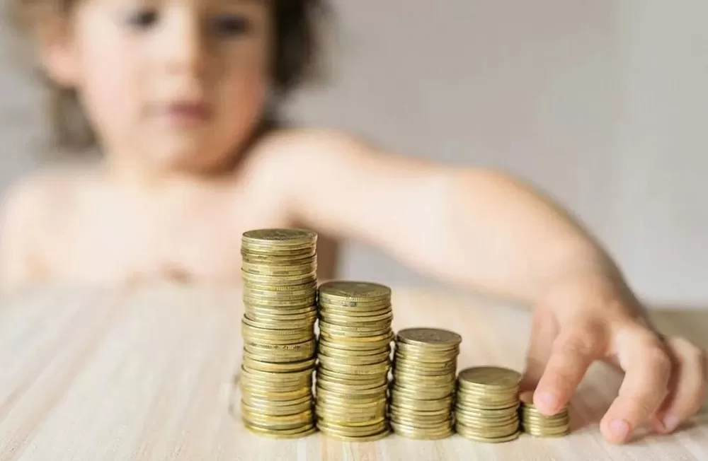 За два месяца детские выплаты из СоцФонда РФ получили почти 40 000 астраханских детей