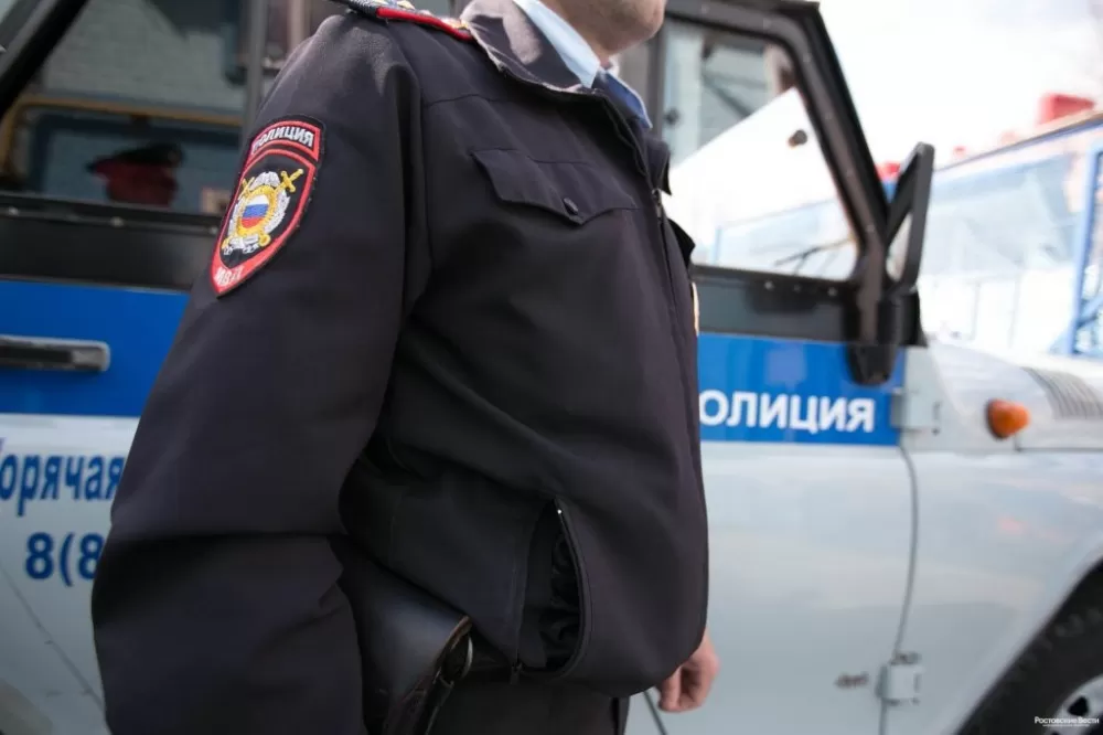 Сотрудники ФСБ нашли наркотики, которые пытались сбыть астраханские полицейские