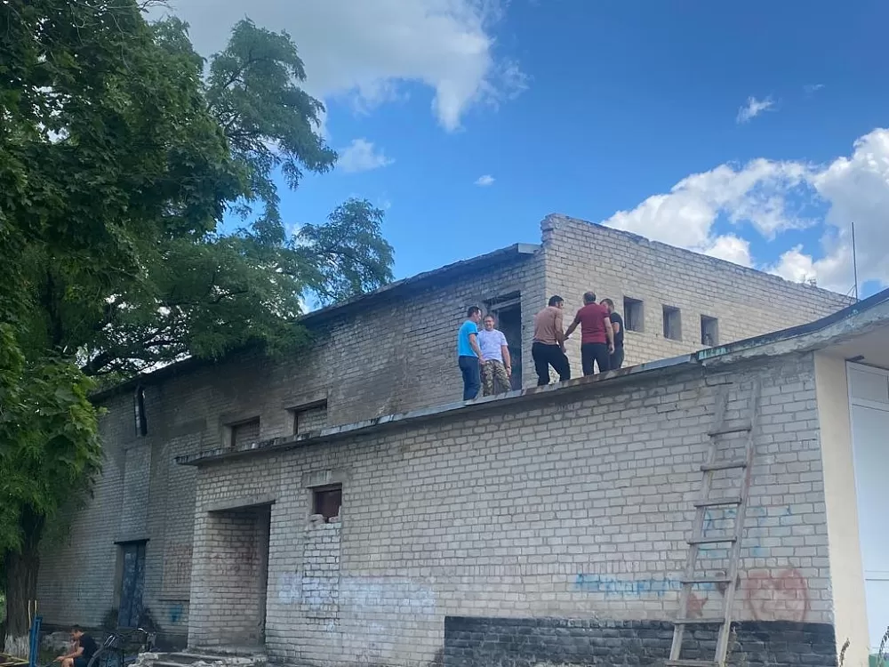 Школу в селе Новая Астрахань в ЛНР отремонтируют астраханские специалисты