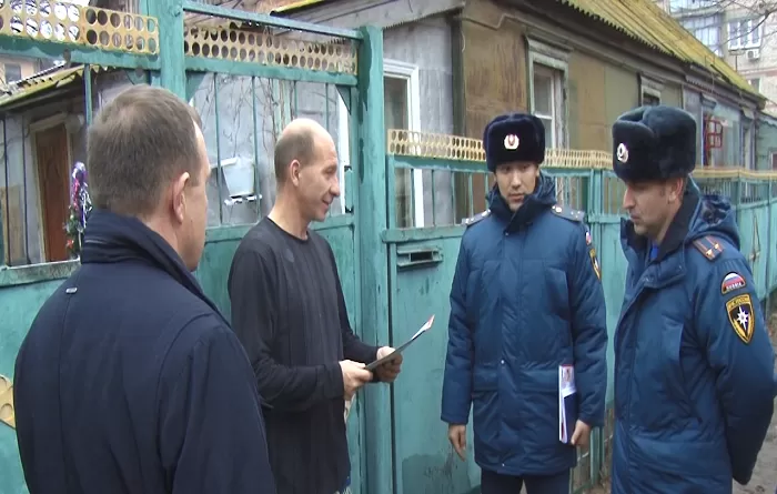 Администрация Астрахани проводит противопожарные рейды