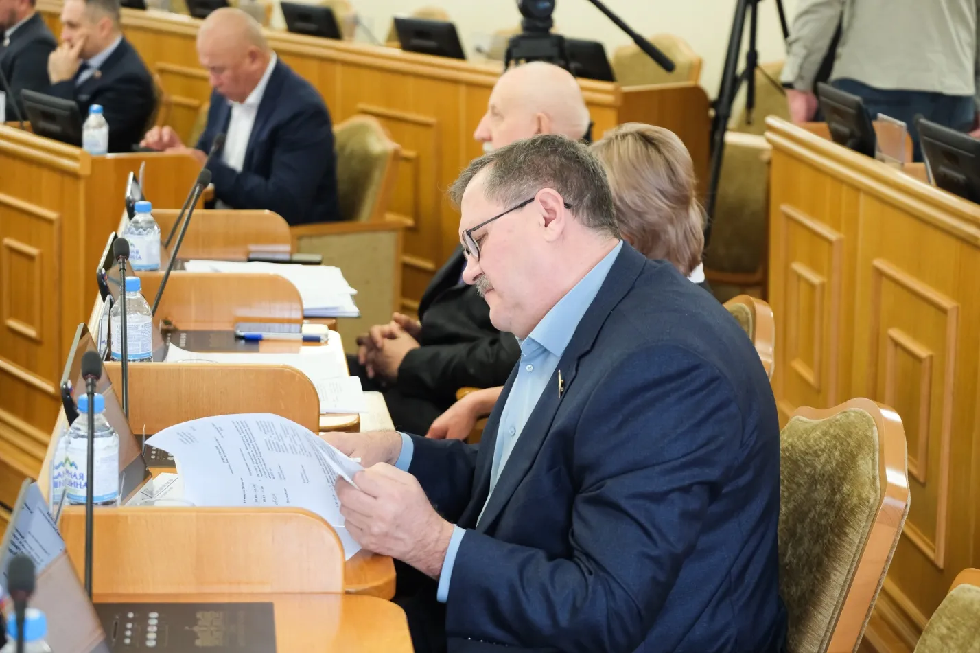 Астраханские депутаты поддержали предложение о добровольной медстраховке для самозанятых