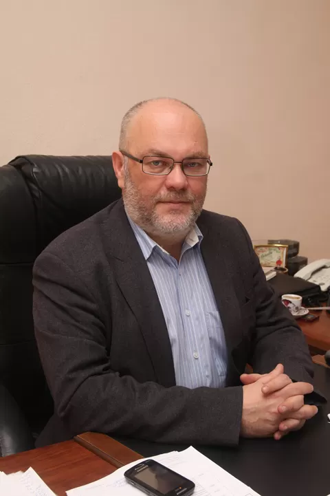 Астраханский министр В. Гутман поплывет по Волге на «божьей коровке»