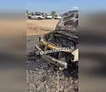 Появилось видео горящего на астраханском пляже автомобиля