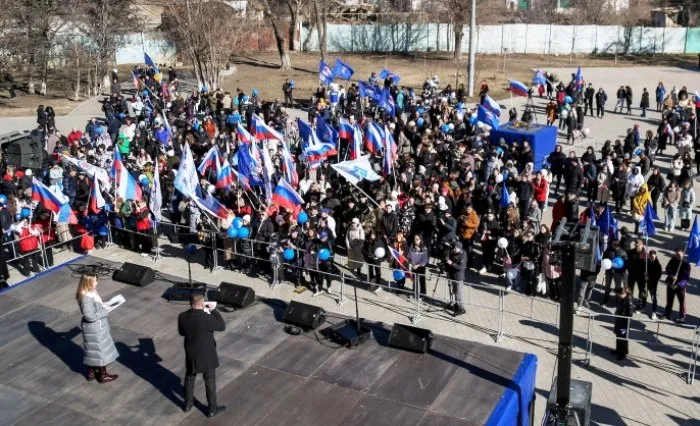 В Астрахани состоялся митинг-концерт «Единство народов» 