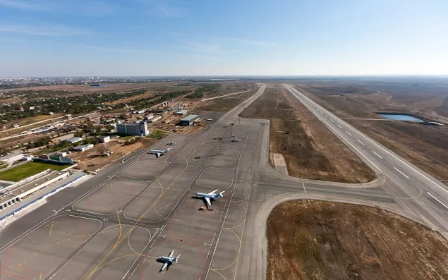 Аэропорт Астрахани снял ограничения на вылеты и прилеты после атаки ВСУ