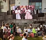 Оперное шоу в парке: «Ростелеком» впервые показал астраханцам концерт «Классика на Дворцовой»