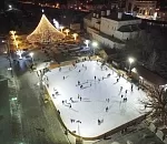 Ледовый каток в Астрахани в этом году будет работать до 1 марта