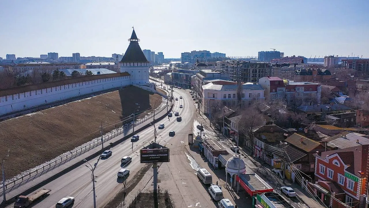 Нарушения на выделенках в Астрахани будет фиксировать  «ПаркРайт»