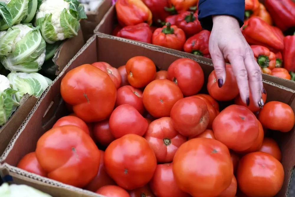 В Астрахани снова подорожали помидоры
