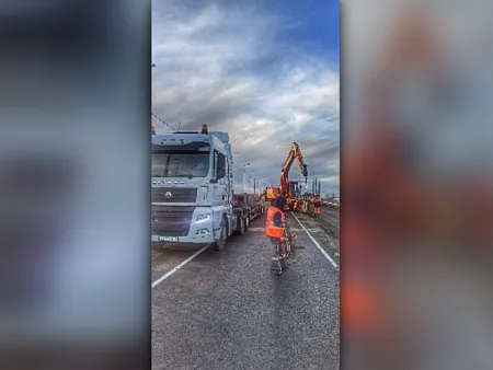 Астраханцы сообщают о запуске двустороннего движения по мосту, ремонт которого длится 4 года