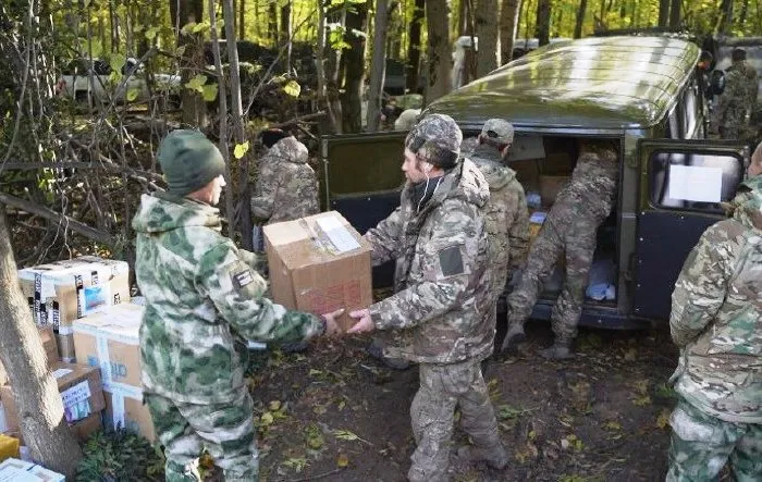 Астраханцы передали спецтехнику и УАЗ десантникам, освобождающим Курскую область