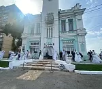 В День  семьи, любви и верности в Астрахани поженились 65 пар