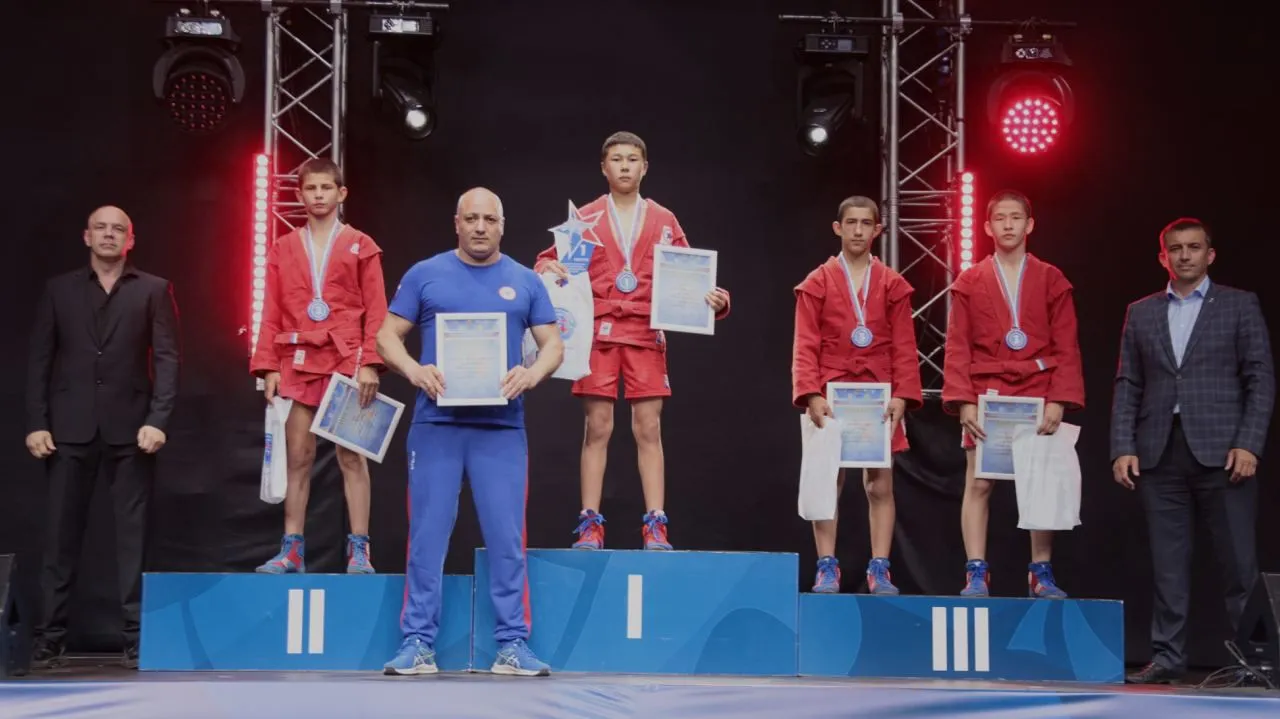 Астраханцы завоевали медали на Первенстве России по самбо