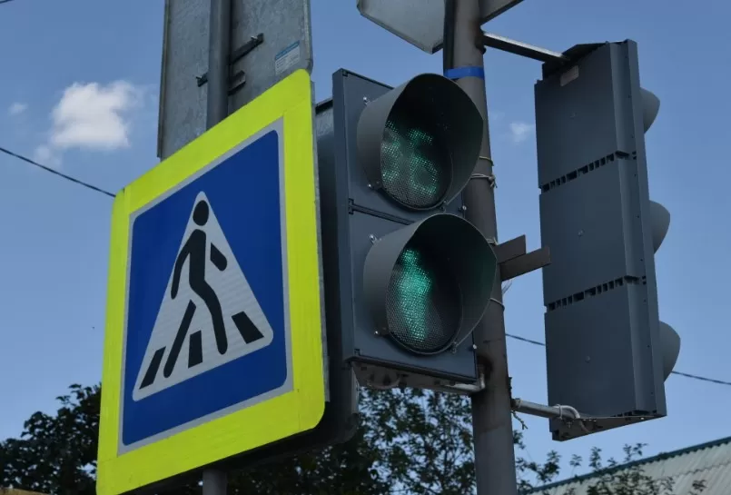 Где в Астрахани поменяют дорожные знаки и работу светофоров