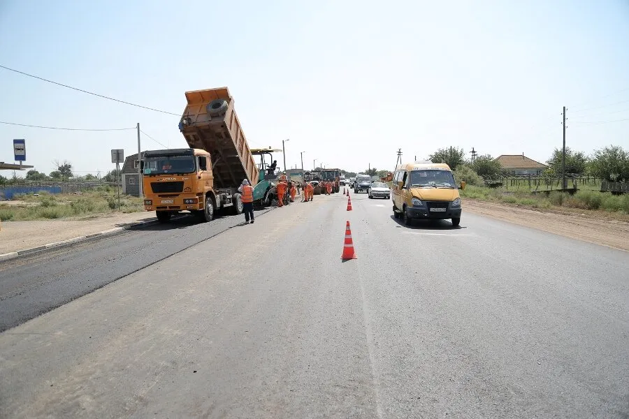 В Астраханской области проведут ревизию всех дорог, отремонтированных за последние пять лет