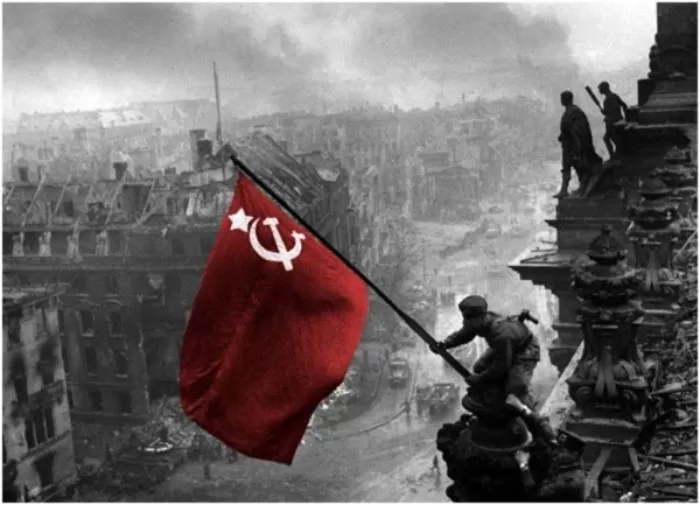 ПУНКТ-А поздравляет астраханцев с Днем великой Победы!