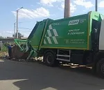В Астрахани устраняют сбой с вывозом мусора в Трусовском районе