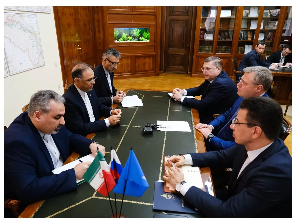 Астраханский губернатор и Генкосул Ирана обсудили дальнейшее сотрудничество