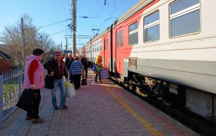 С воскресенья астраханские электрички перейдут на новый график движения