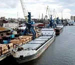 Порт Астрахань впервые стал российским лидером по грузообороту на Каспии
