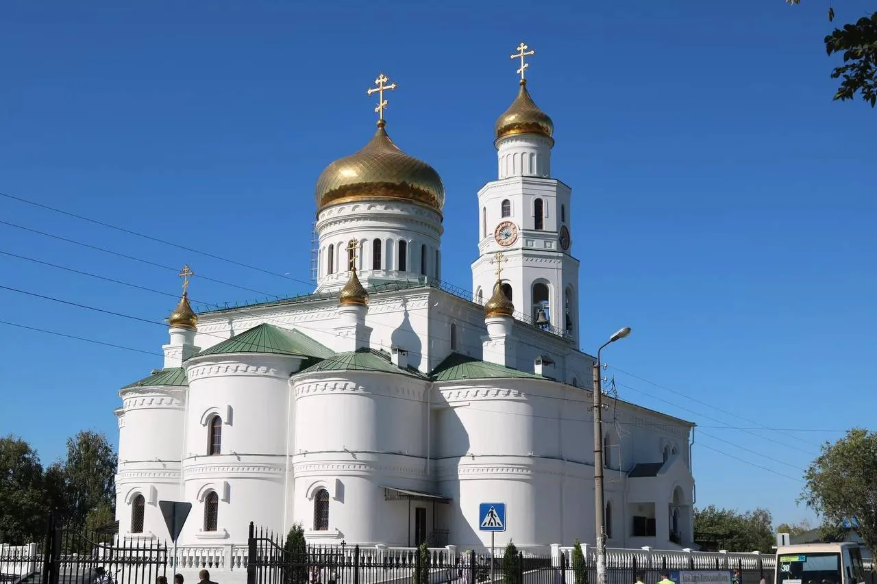 Астраханцев приглашают на бесплатную экскурсию в храм