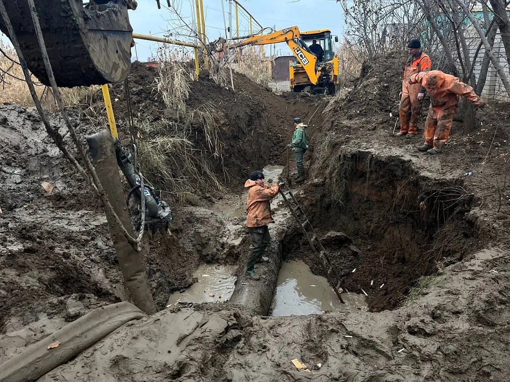 В Приволжском районе Астрахани крупная коммунальная авария