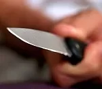 ИМИДЖ НИЧТО – ЖАЖДА ВСЕ. В «Кувырке» покупатель, которому не налили воды, накинулся с ножом на случайную женщину